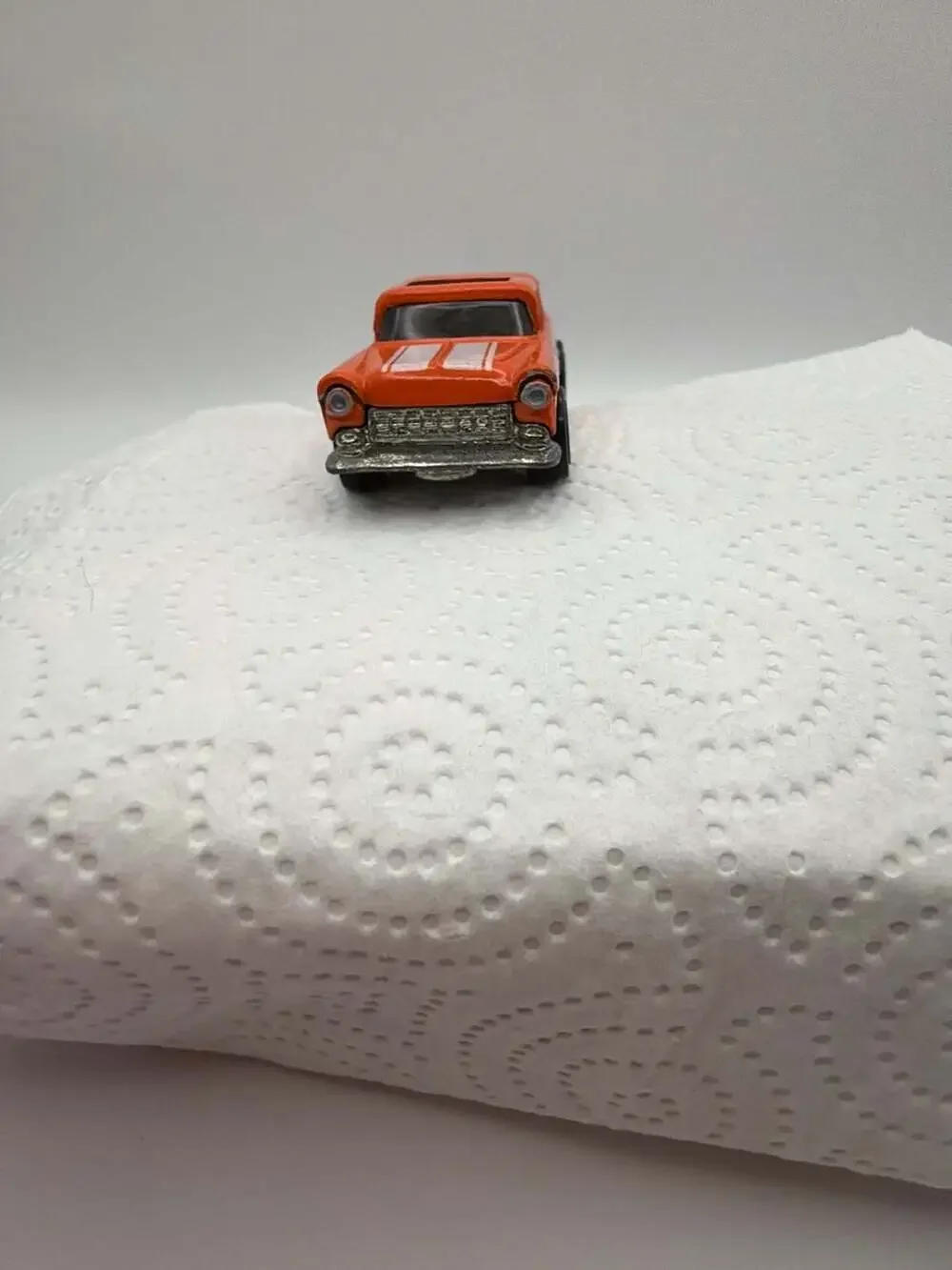 Hot Wheels 2002 Redline Series 1969 Chevy Nomad Orange Diecast Car